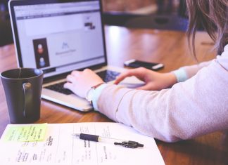 Jak dochodzić roszczeń po oszustwie finansowym – od reklamacji do pozwu