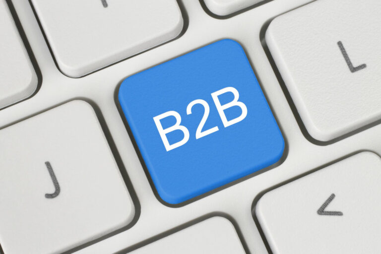 Czy warto przejść na B2B jako programista? Kluczowe korzyści i wyzwania